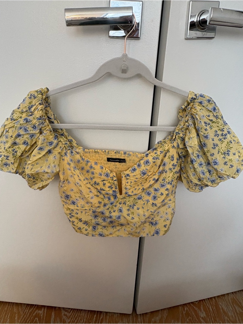Abercrombie & Fitch Yellow Floral Puff-Sleeve Crop Top